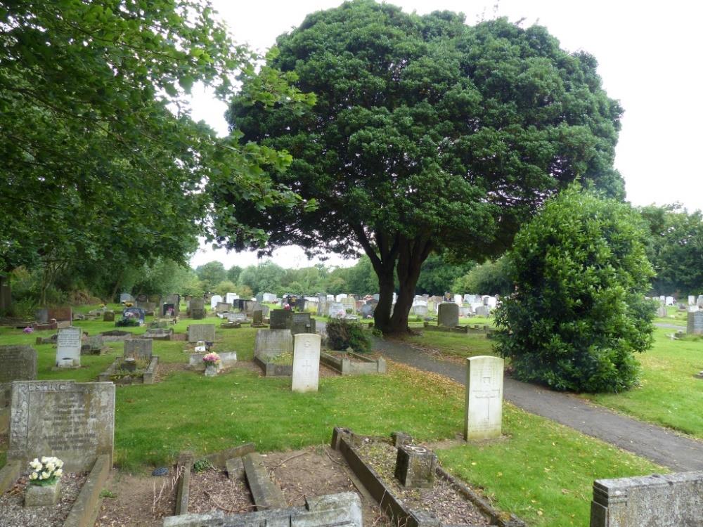 Commonwealth War Graves Eaton Socon Cemetery #1