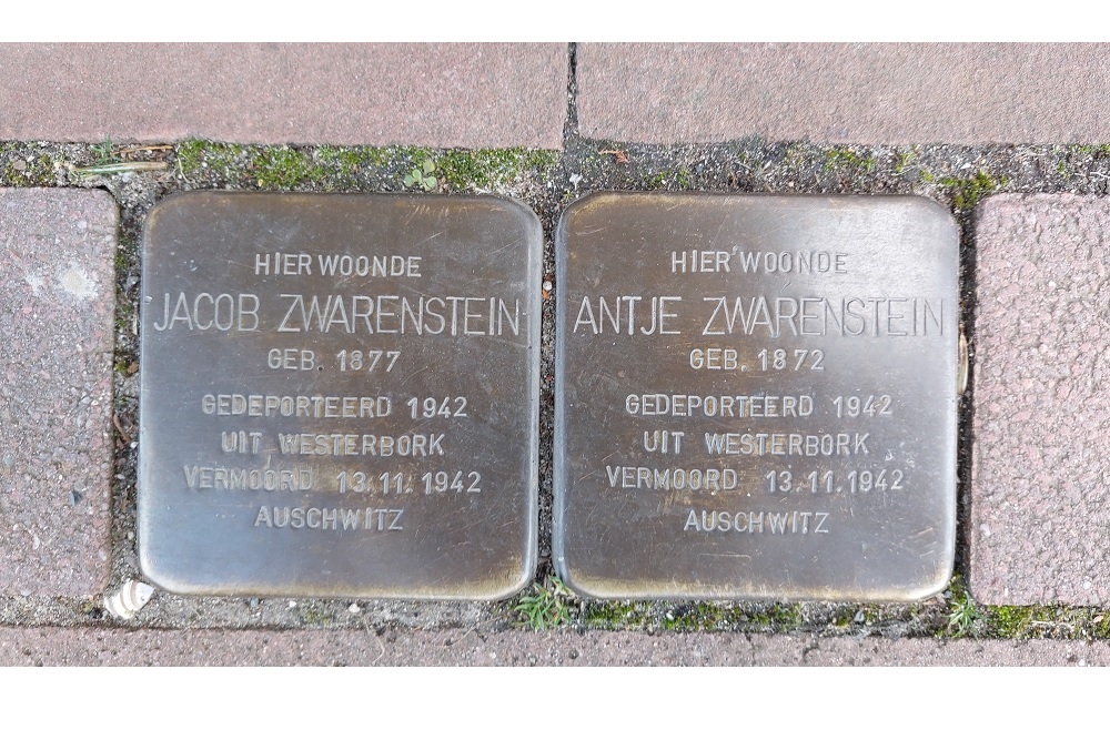 Stolpersteine Voorstraat 28 #3