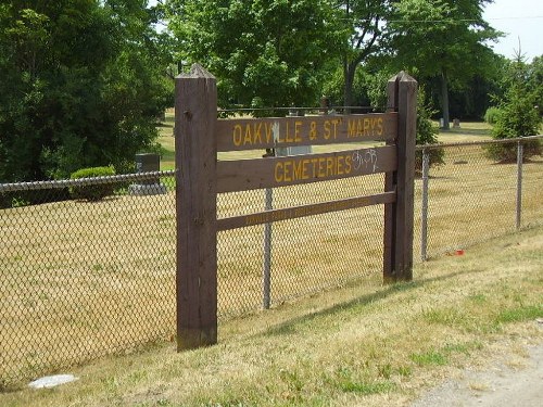Oorlogsgraf van het Gemenebest Oakville Public Cemetery #1