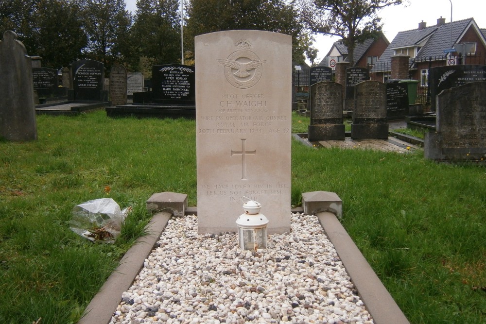 Commonwealth War Grave Protestant Cemetery Noordwijk