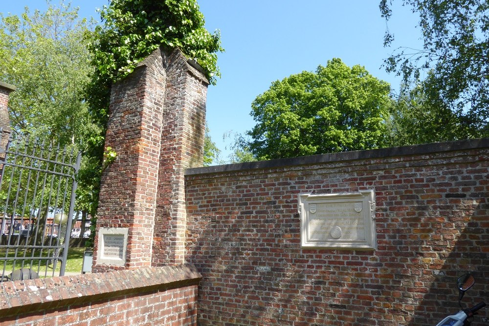 Memorial Plaque Margrave de Villalobar #1