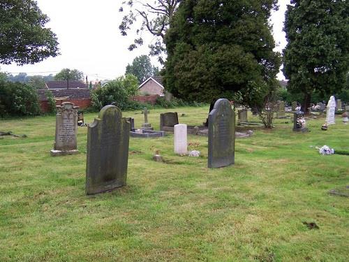 Commonwealth War Grave St. Andrew Churchyard