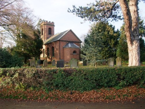 Commonwealth War Graves St. Denis Churchyard