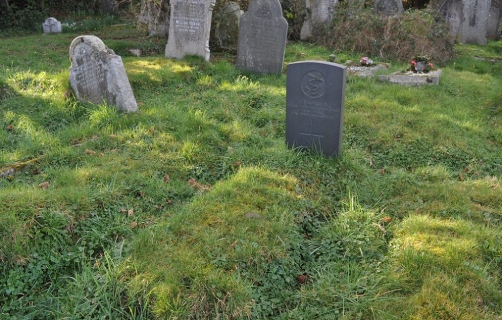 Commonwealth War Grave St. Cleer General Cemetery #1