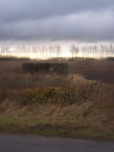 Pillbox FW3/24 Cliffe Woods