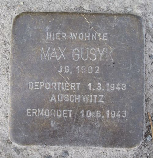 Stumbling Stones Hirschgartenstraße 2 #2