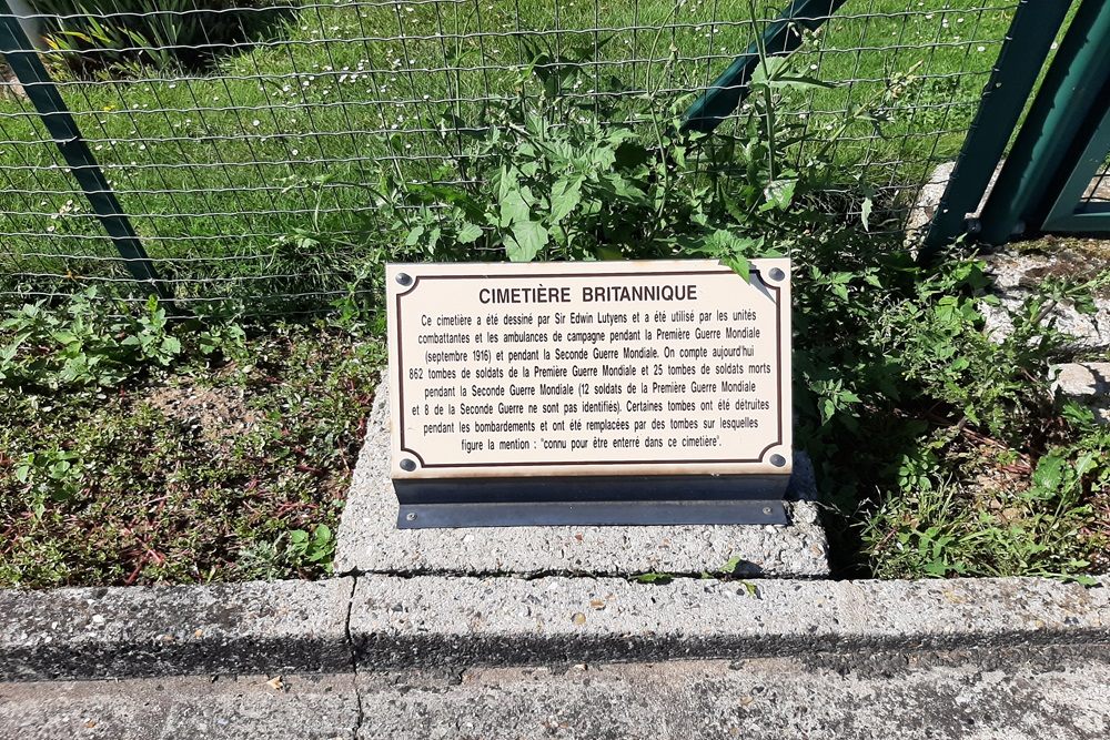 Commonwealth War Graves Albert Extension #5