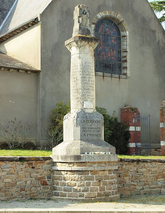 Oorlogsmonument La Couyre #1