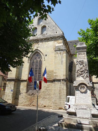 War Memorial Salviac #1