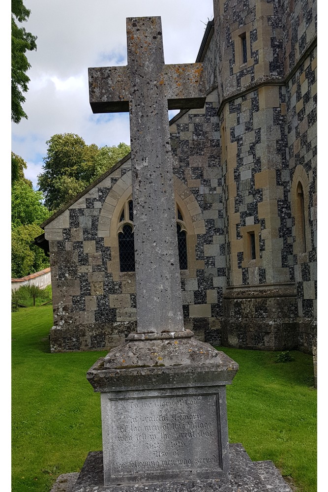 Oorlogsmonument Chitterne #1