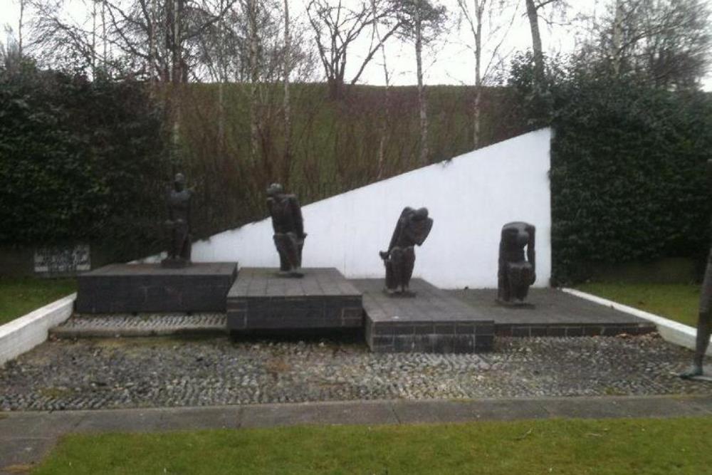 Monument Kampgevangenen 1914-1945 #1