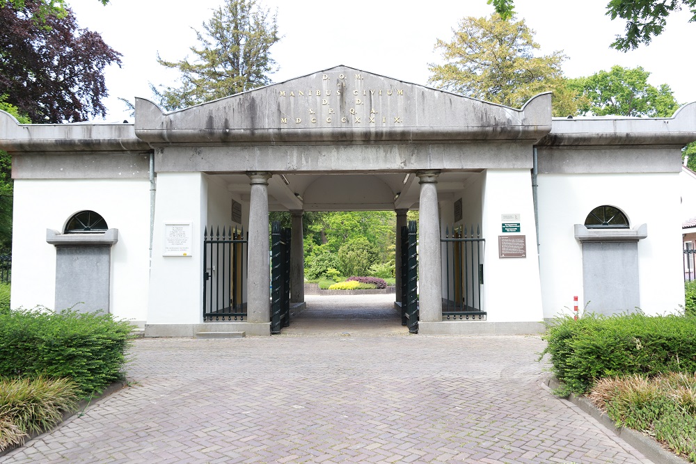 Oorlogsgraven van het Gemenebest Algemene Begraafplaats Alkmaar #5