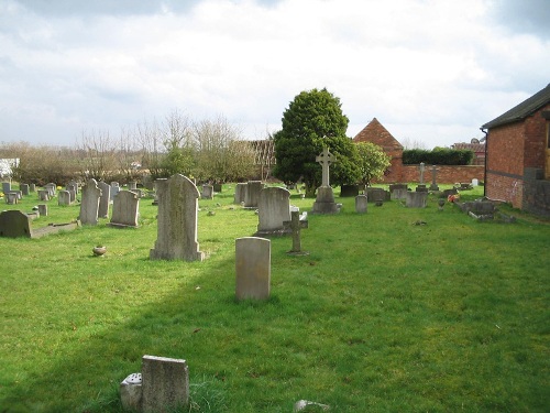 Commonwealth War Graves All Saints Churchyard