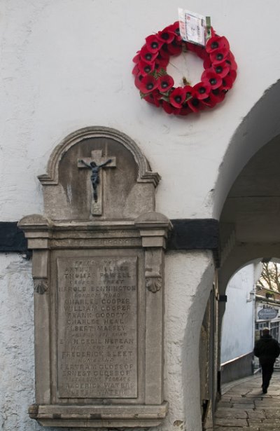 Oorlogsmonument High Street #1