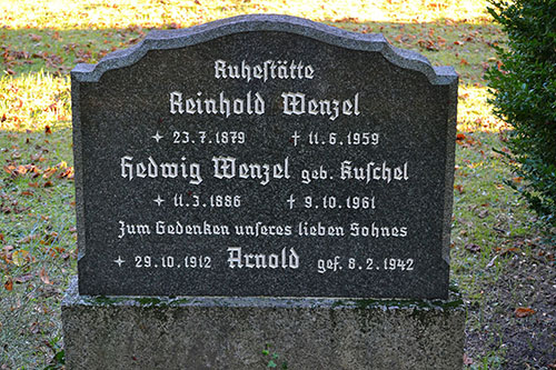 Memorial Stones Bruchmühle Friedhof #1