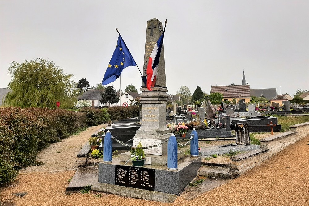 Oorlogsmonument Noyers-Bocage #1