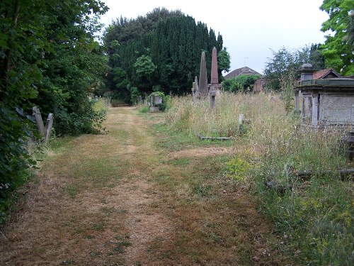 Commonwealth War Graves London Road Cemetery #1