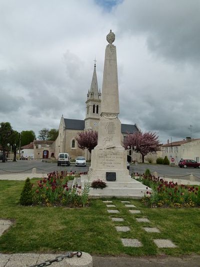 Oorlogsmonument Aigrefeuille-d'Aunis #1