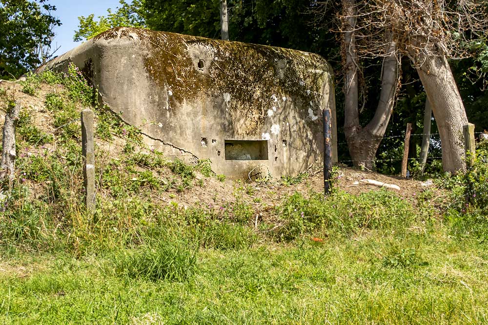 Defense Bunker VM12 #1
