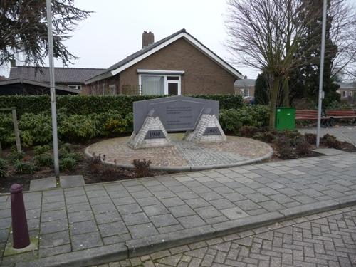 War Memorial Klaaswaal #3