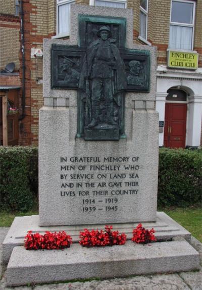 Oorlogsmonument Finchley #1