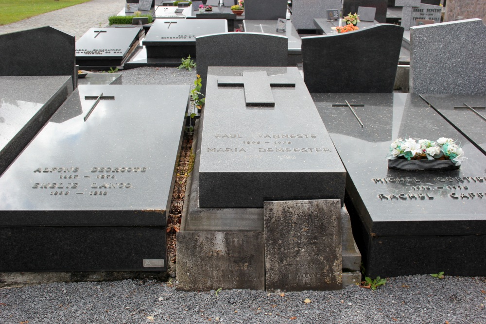 Belgian Graves Veterans Passendale #3