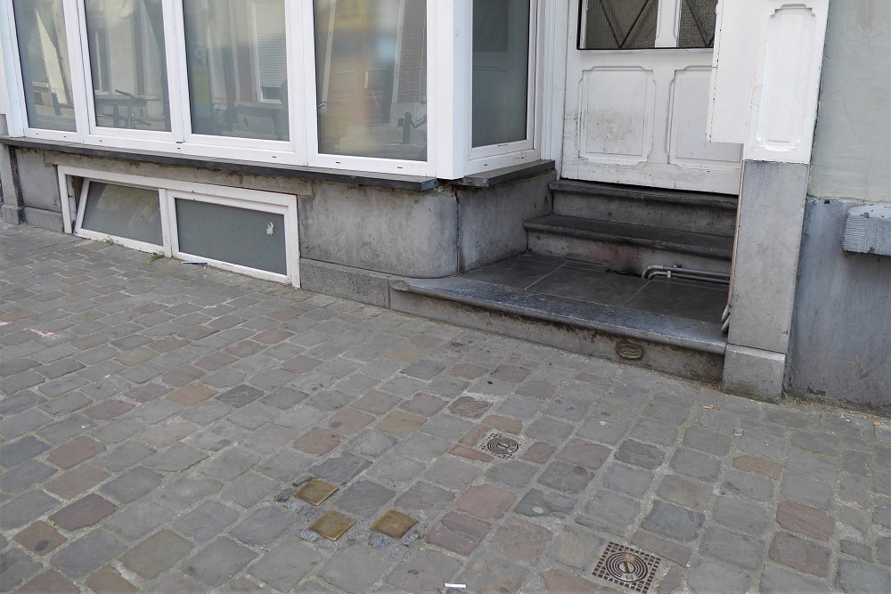 Stolpersteine Huidevettersstraat 170 #5