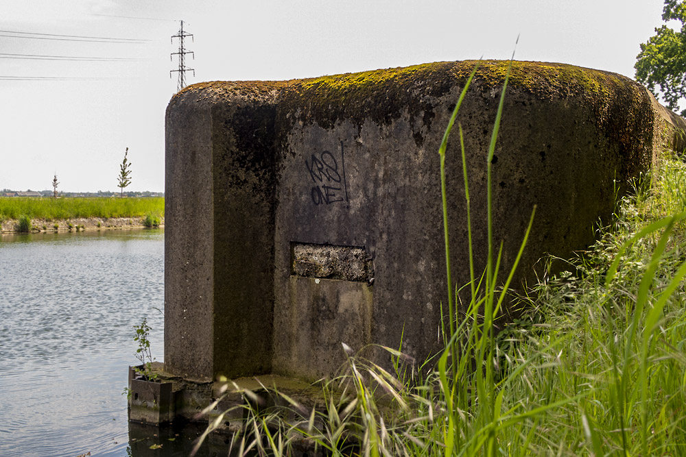 Bunker 30 Grensstelling Bocholt-Herentals Kanaal #3