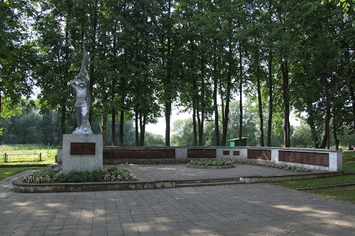 Sovjet Oorlogsbegraafplaats Žeimelis