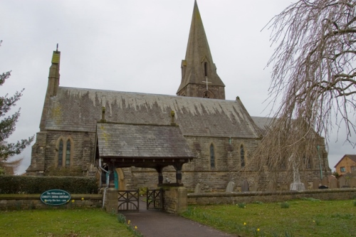 Oorlogsgraven van het Gemenebest St. Peter Churchyard