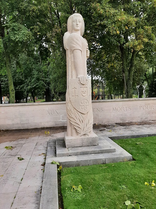 War Memorial Calais #3