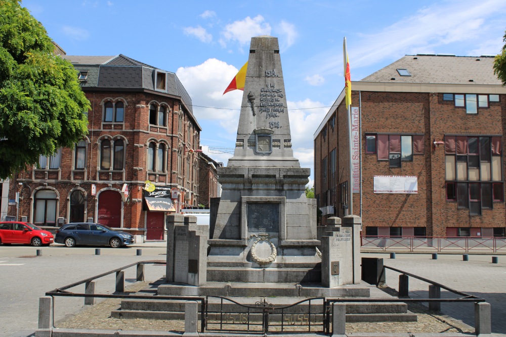 War Memorial Châtelineau #1