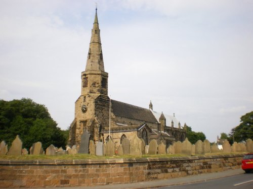 Commonwealth War Graves St. Cuthbert Churchyard