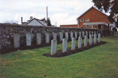 Commonwealth War Graves Christ Church Churchyard