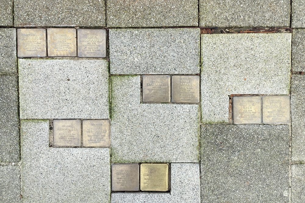 Stolpersteine Adrianalaan 165