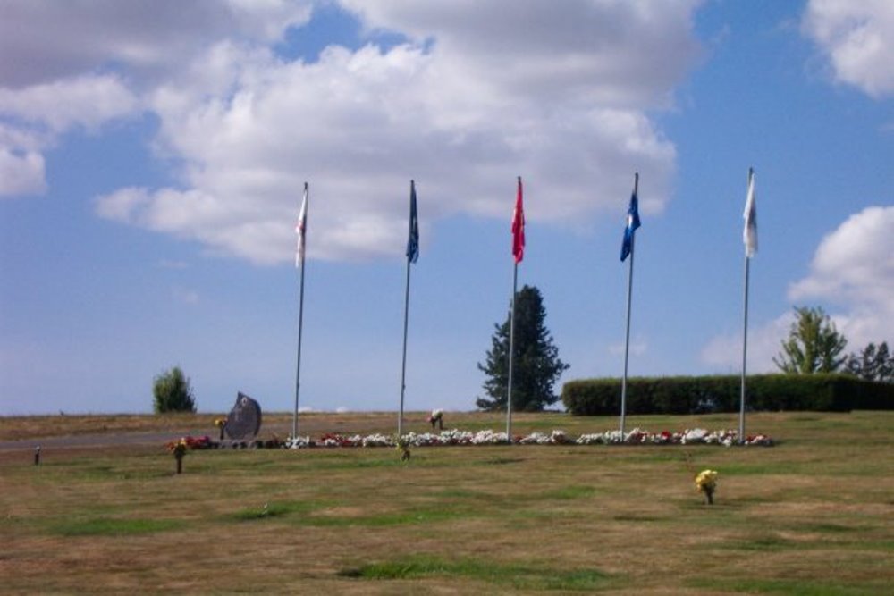 American War Graves Restlawn Memory Gardens