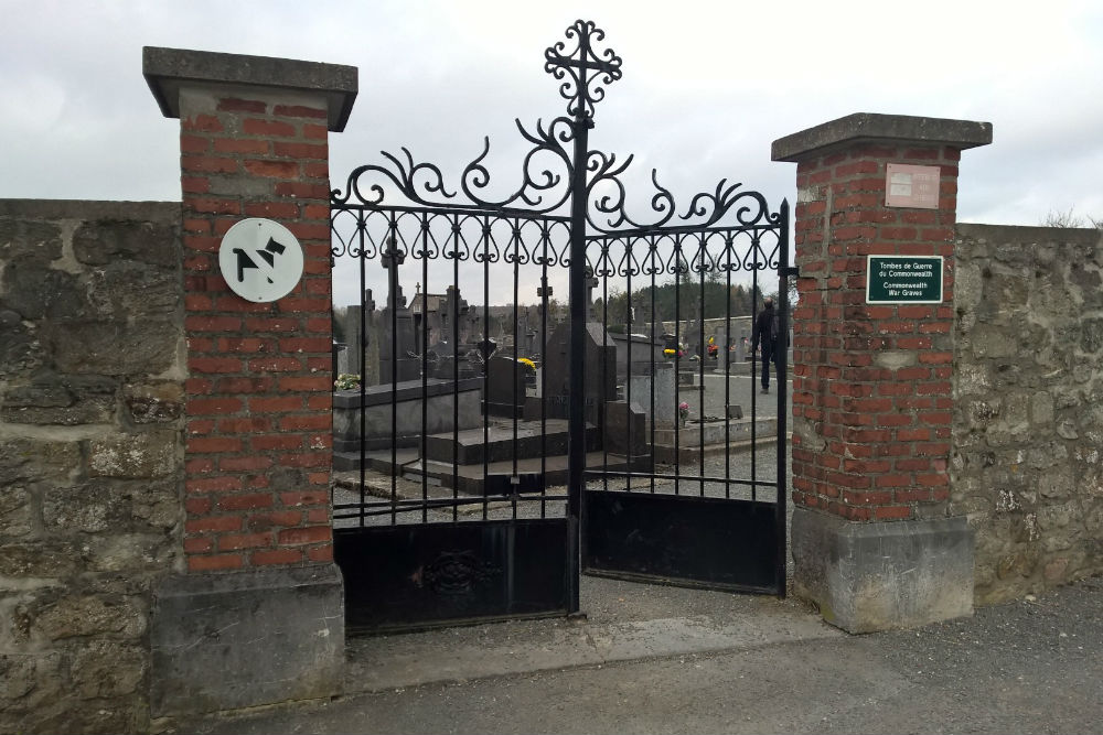 Commonwealth War Graves Hargnies Communal Cemetery #2
