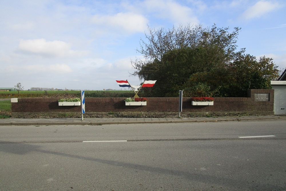 Monument Poolse Brug Zaamslag