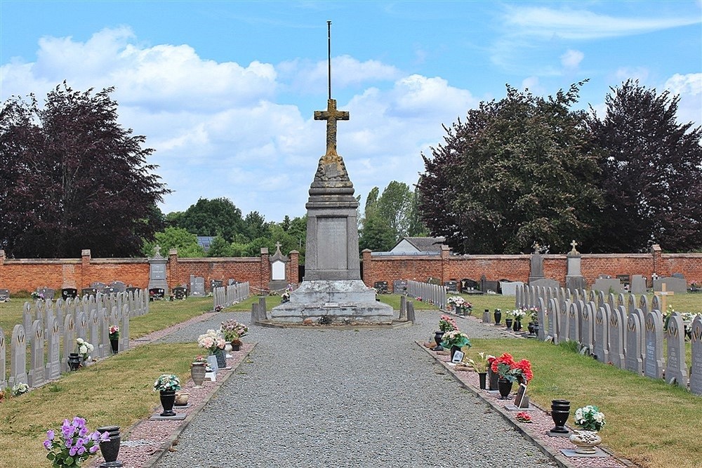 Calvary Cross Cemetery Rillaar #3