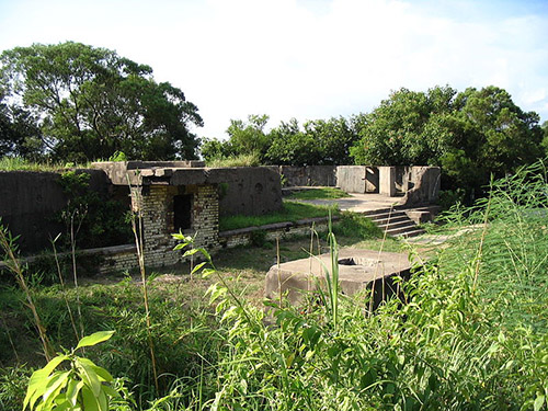 Lung Fu Shan Pinewood Battery #1