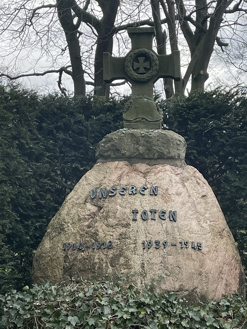 War Memorial Langenhorst #3