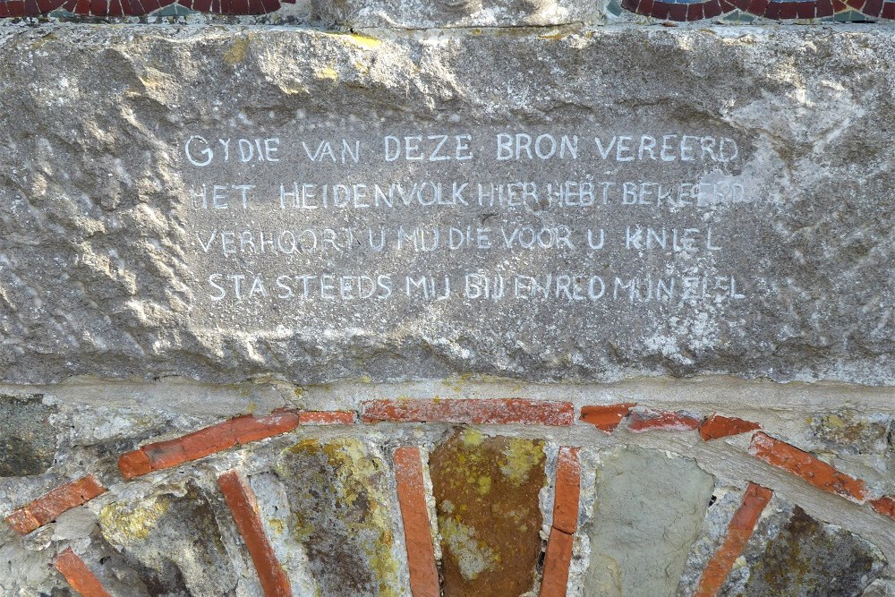 Chapel Our Lady of Peace Rozebeke #4