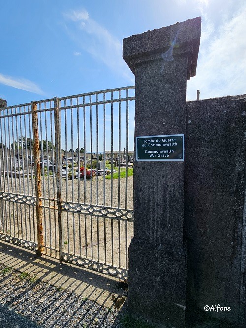 Commonwealth War Grave Caumont-l'vent #3