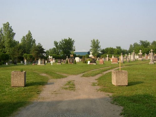 Commonwealth War Grave Our Lady of the Visitation Roman Catholic Cemetery