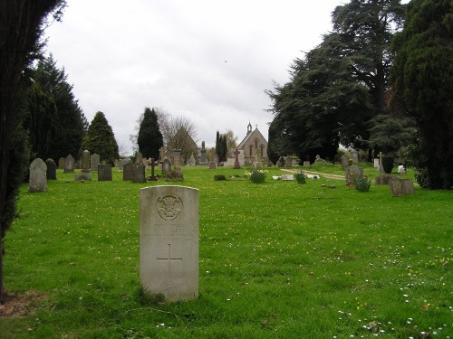 Commonwealth War Graves South Petherton Cemetery #1