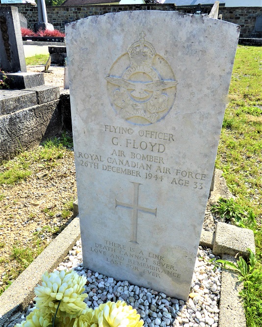 Commonwealth War Grave Nassogne #4