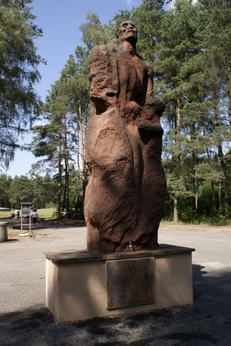 Monument Gaskamers Sobibor #2