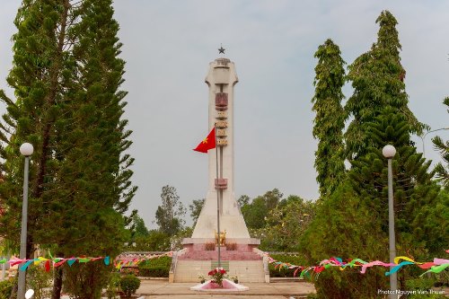 Military Cemetery Cang Long #1