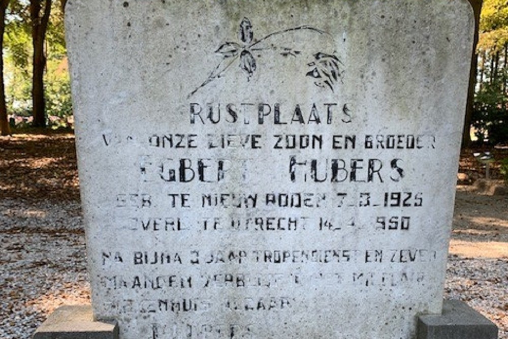 Dutch War Graves Municipal Cemetery Nieuw-Roden #3