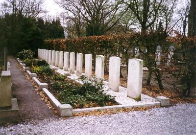 Commonwealth War Graves General Cemetery Sleen #2